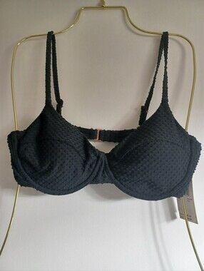 Raisins Black Textured Underwire Bra Style Bikini Top with Gold Accent M NWT